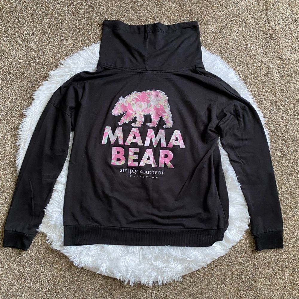 Simply Southern Mama Bear Lightweight Sweatshirt Cowl Neck Black Floral Medium